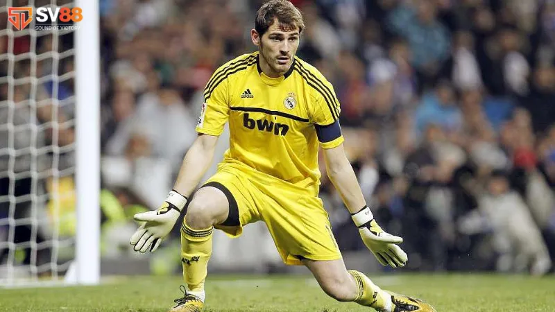 Thủ môn Iker Casillas